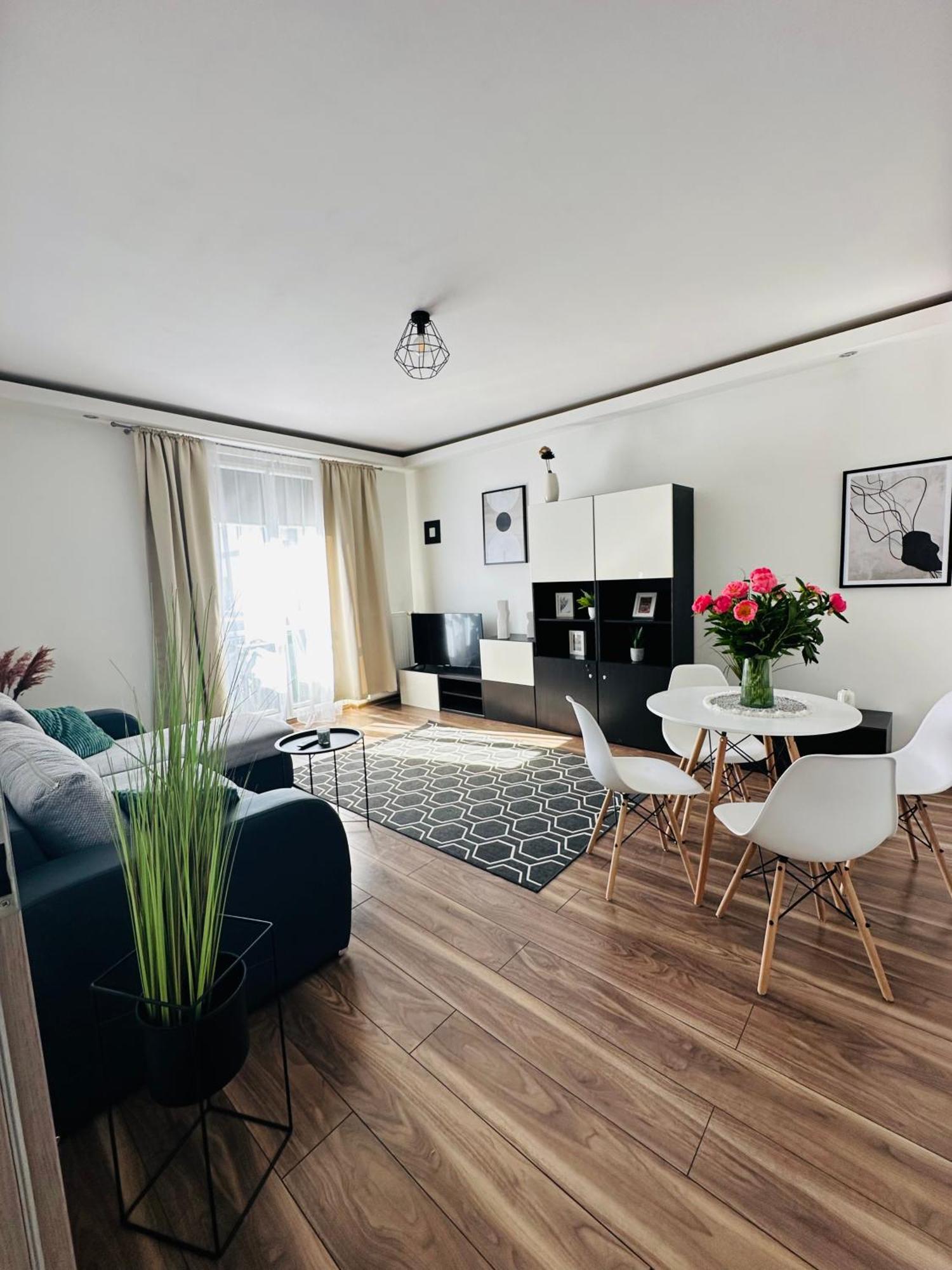 City Apartment Czestochowa Centrum 2-Bedroom Eksteriør bilde