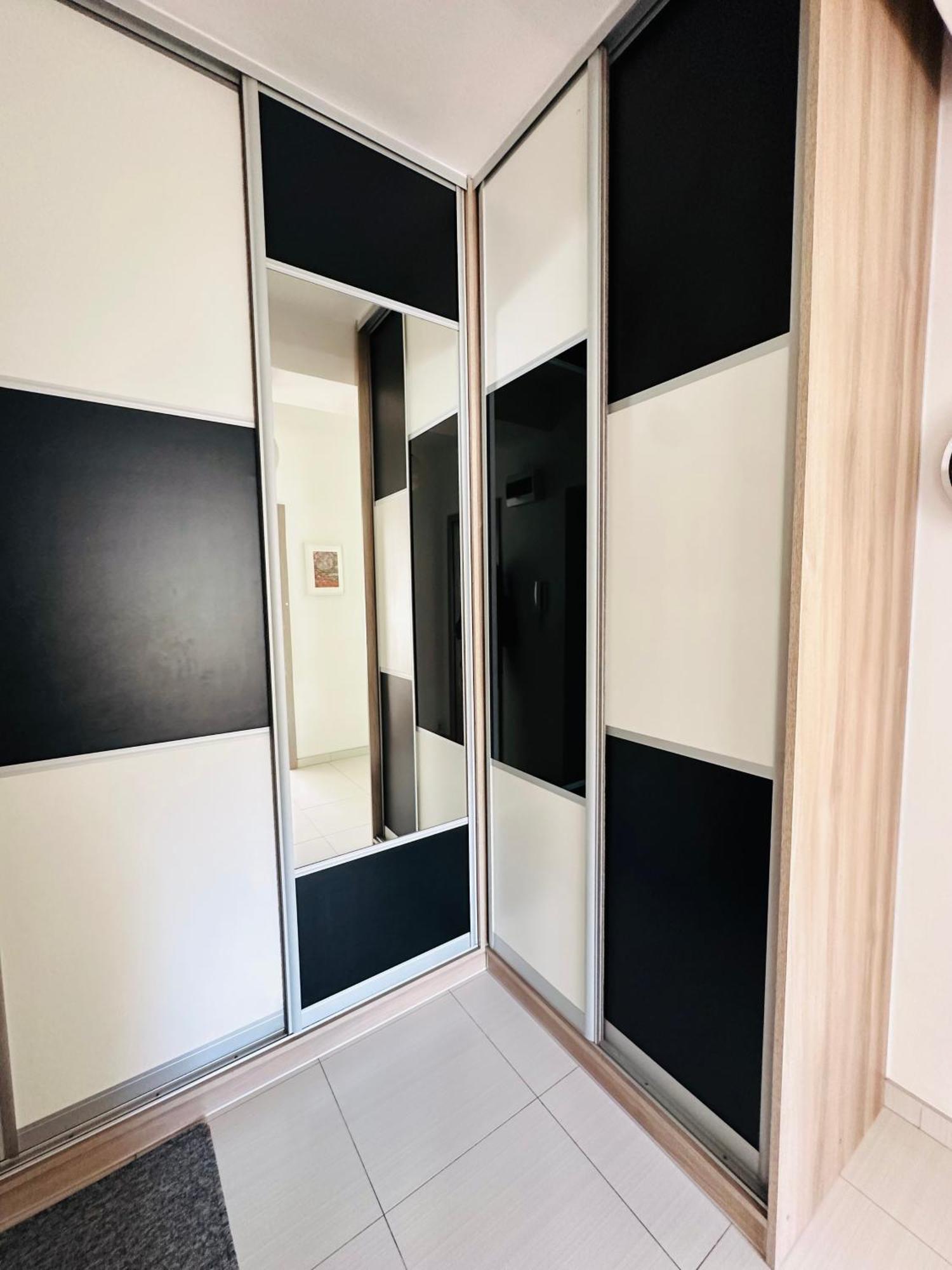 City Apartment Czestochowa Centrum 2-Bedroom Eksteriør bilde