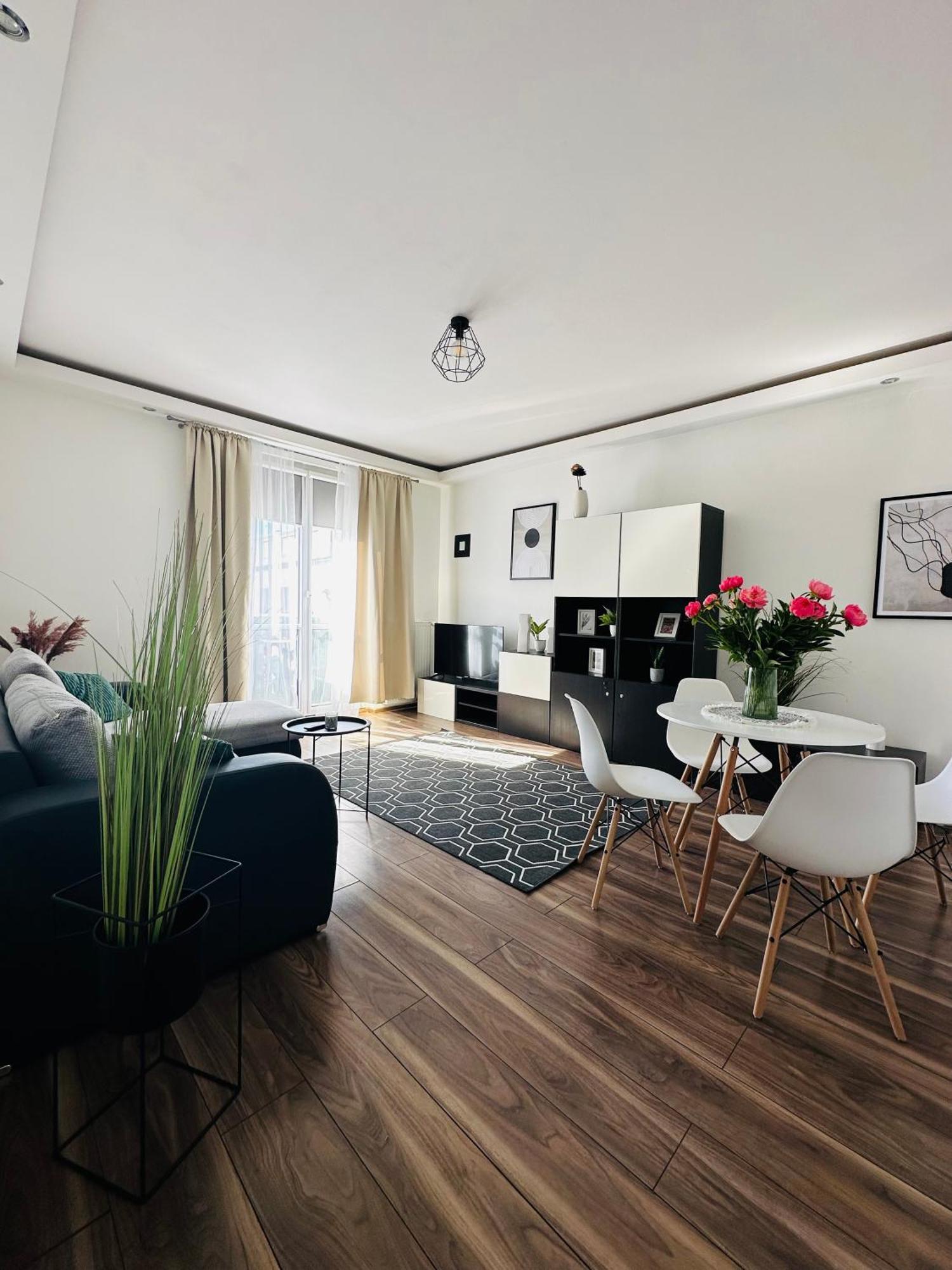 City Apartment Czestochowa Centrum 2-Bedroom Eksteriør bilde